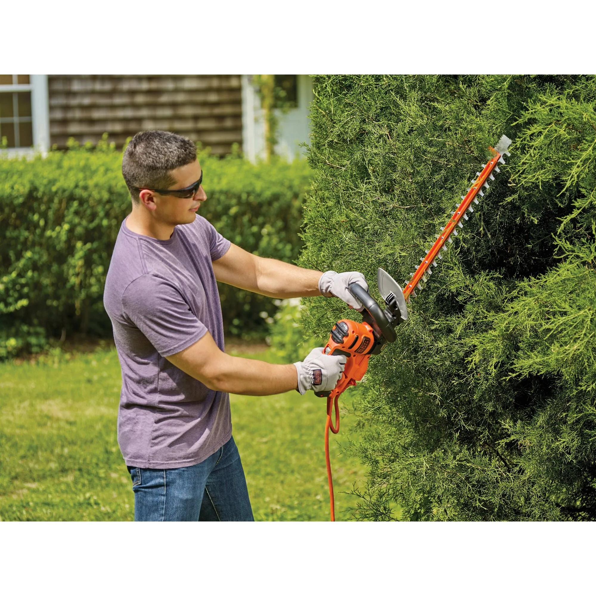 Electric Hedge Trimmer With Saw, 20-Inch