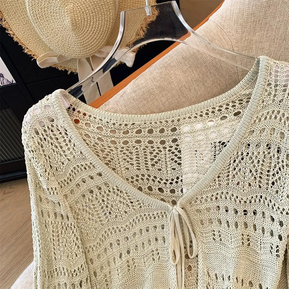 French Mori Girl Style Women's Hollow Out Crochet Sun Protection Commuter Knitted Cardigan Long-sleeved Sweet Short Top