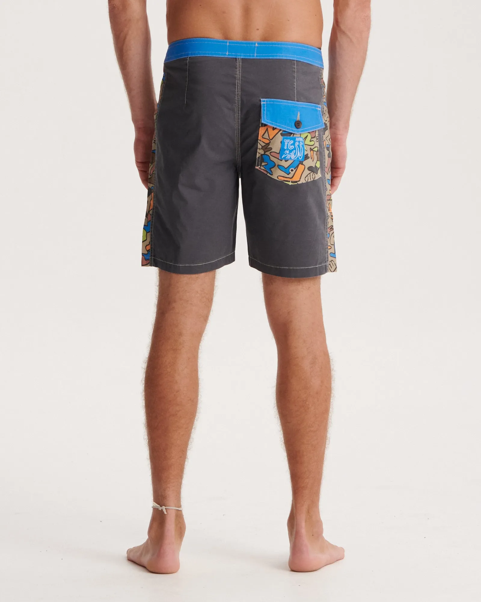 Gus 18" Boardshort - Black