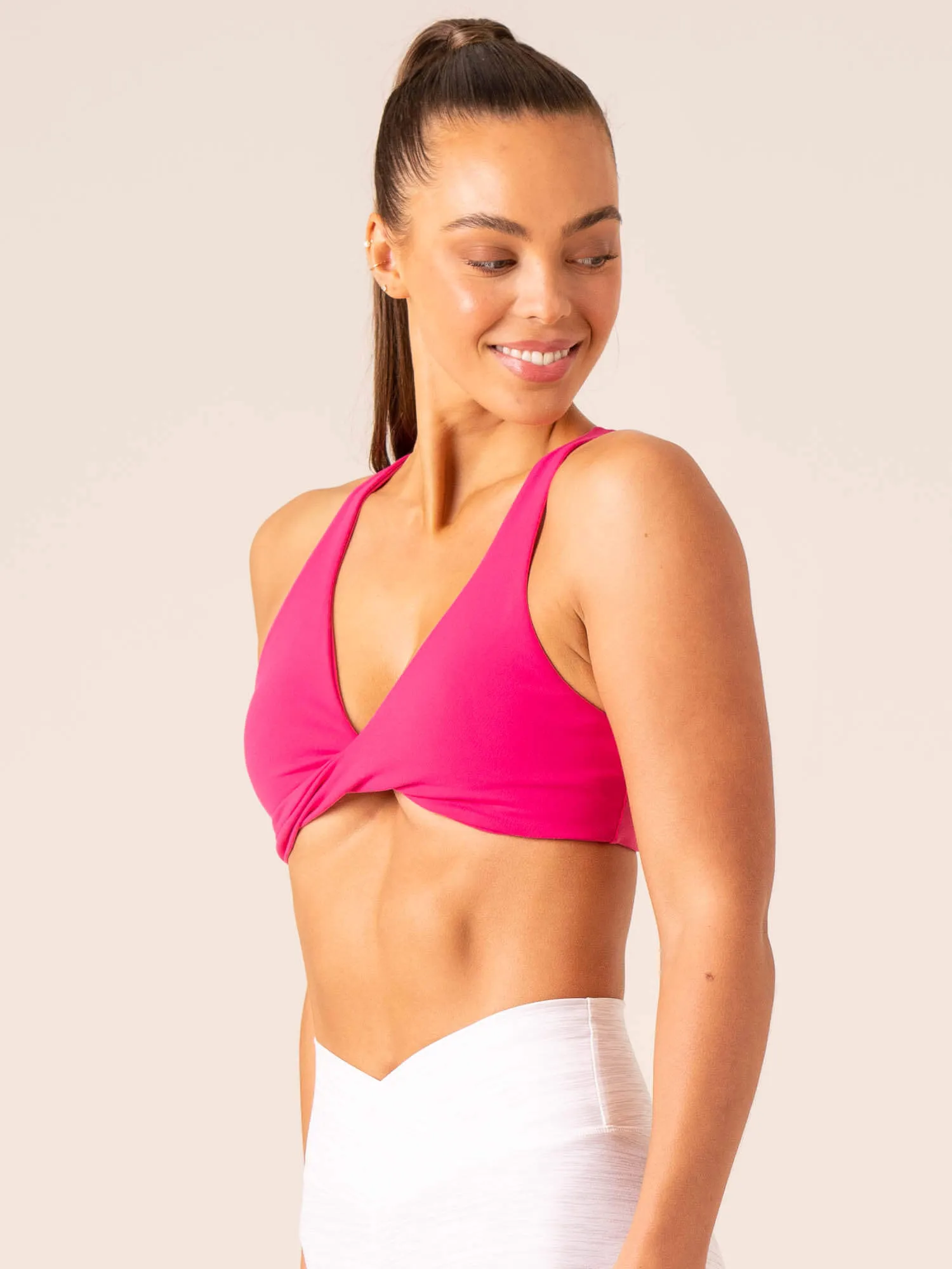 Momentum Twist Sports Bra - Hot Pink