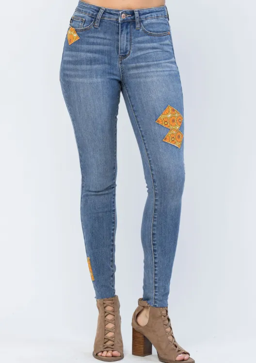 Retro Vibes Judy Blue Patch Skinny Jeans