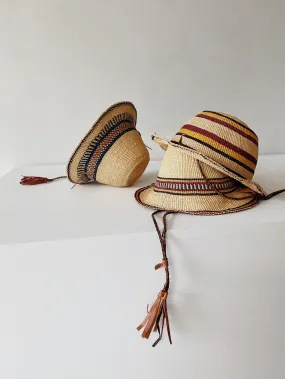 short brimmed grass hat in assorted colors