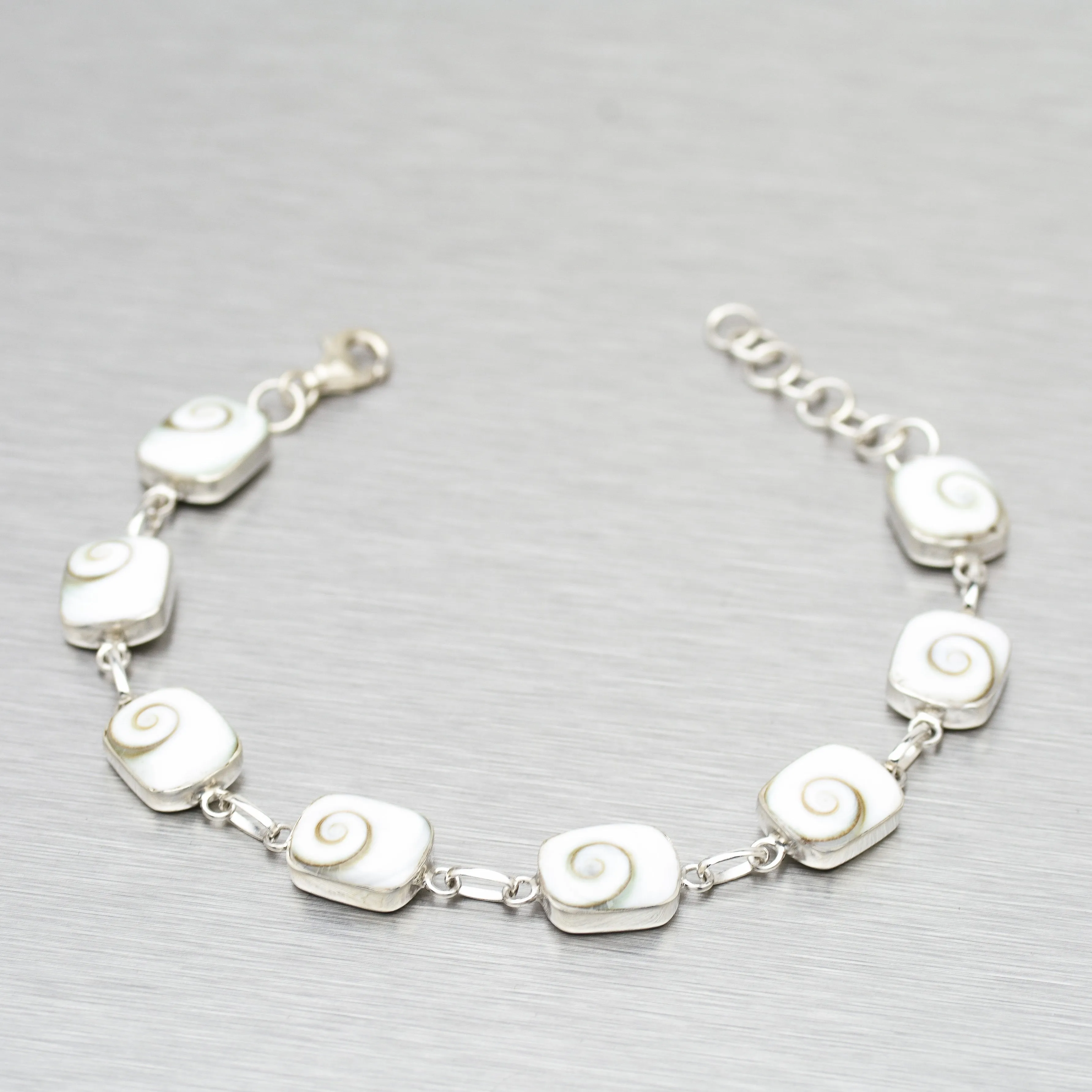 Small Shiva Shell Silver Bracelet